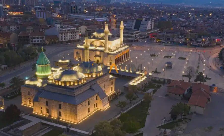 Mevlana Meydanı ve Çevresinde Ziyaret Edilmesi Gereken Yerler
