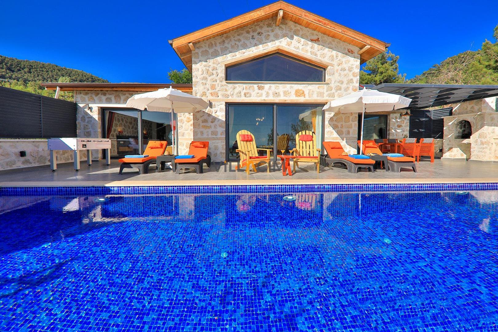 Villa Tek