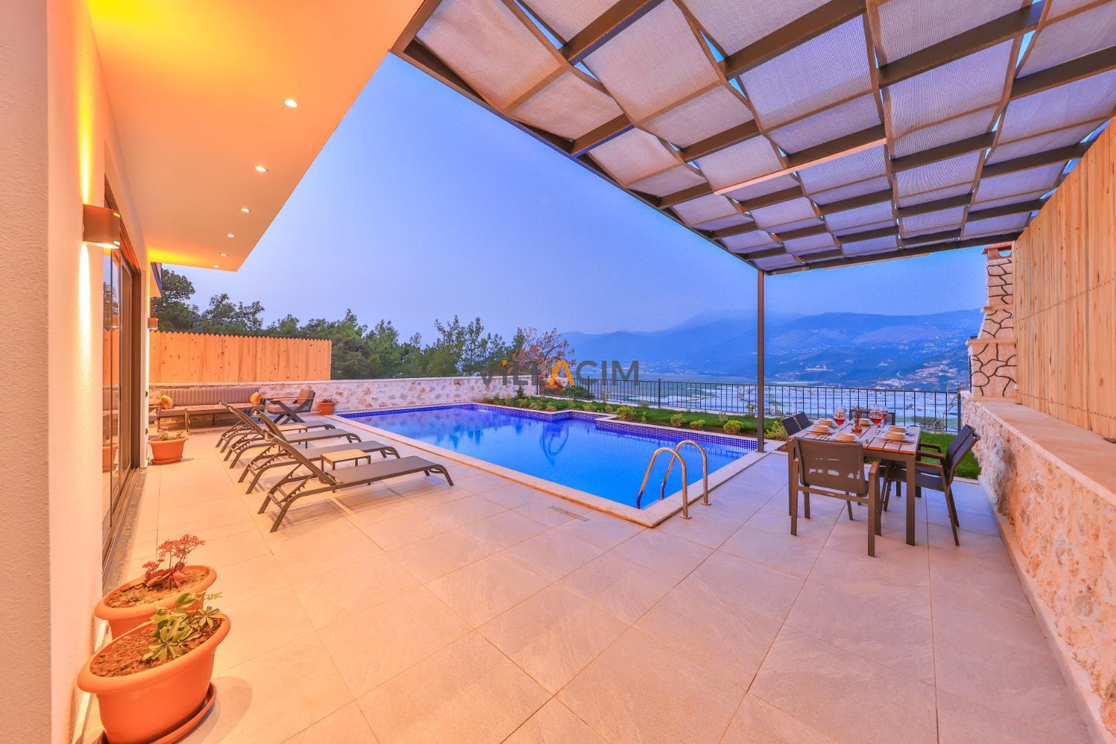 Villa Pika Trio