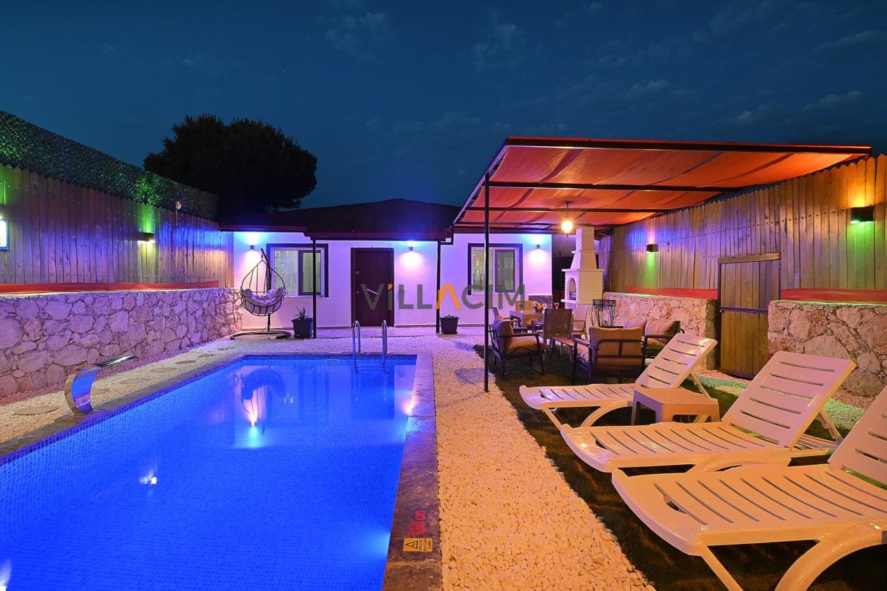 Villa Polen İkizce
