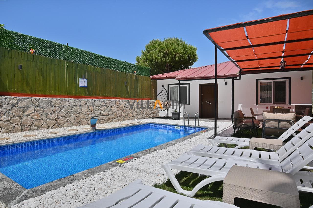 Villa Polen İkizce