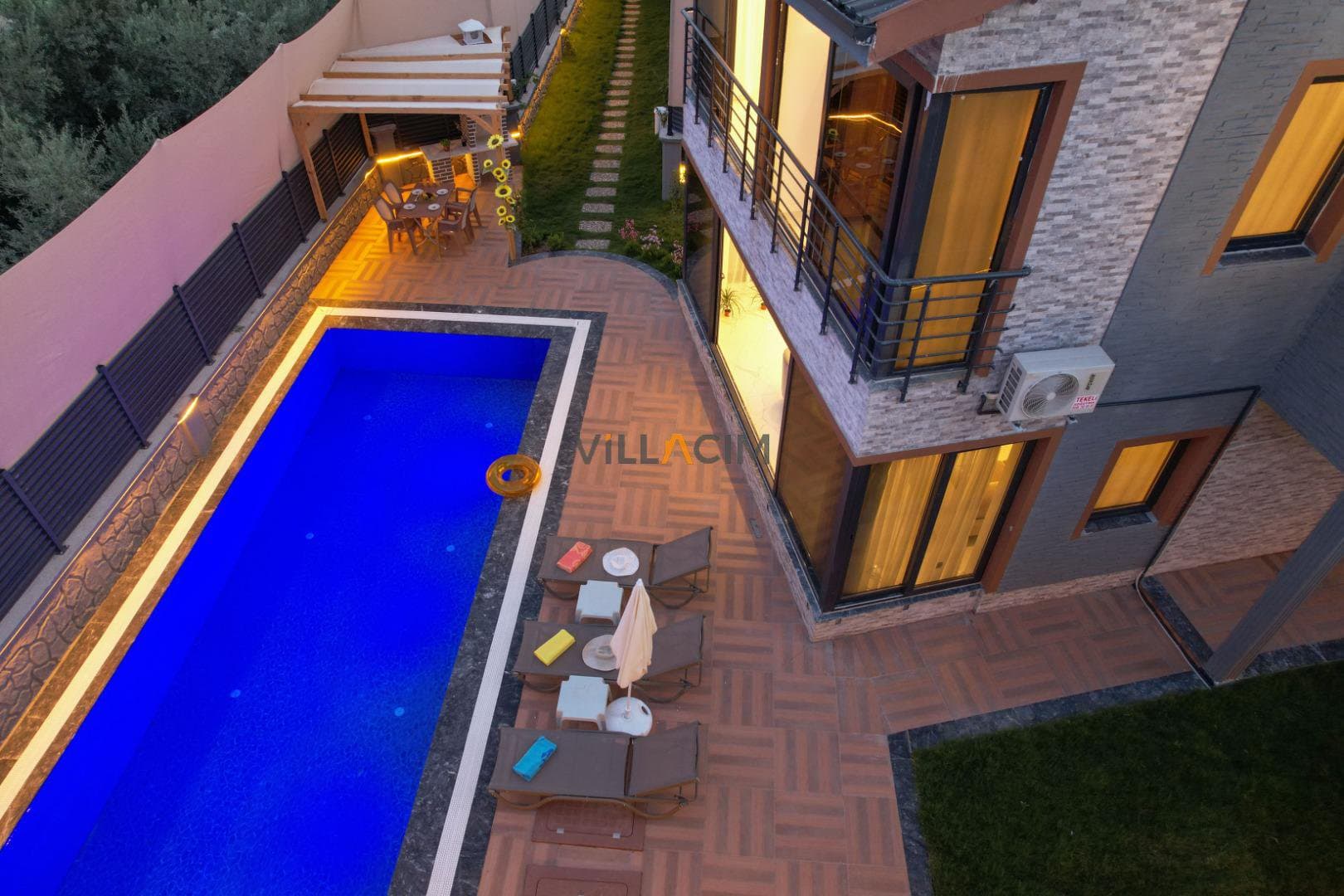 Villa Mistral