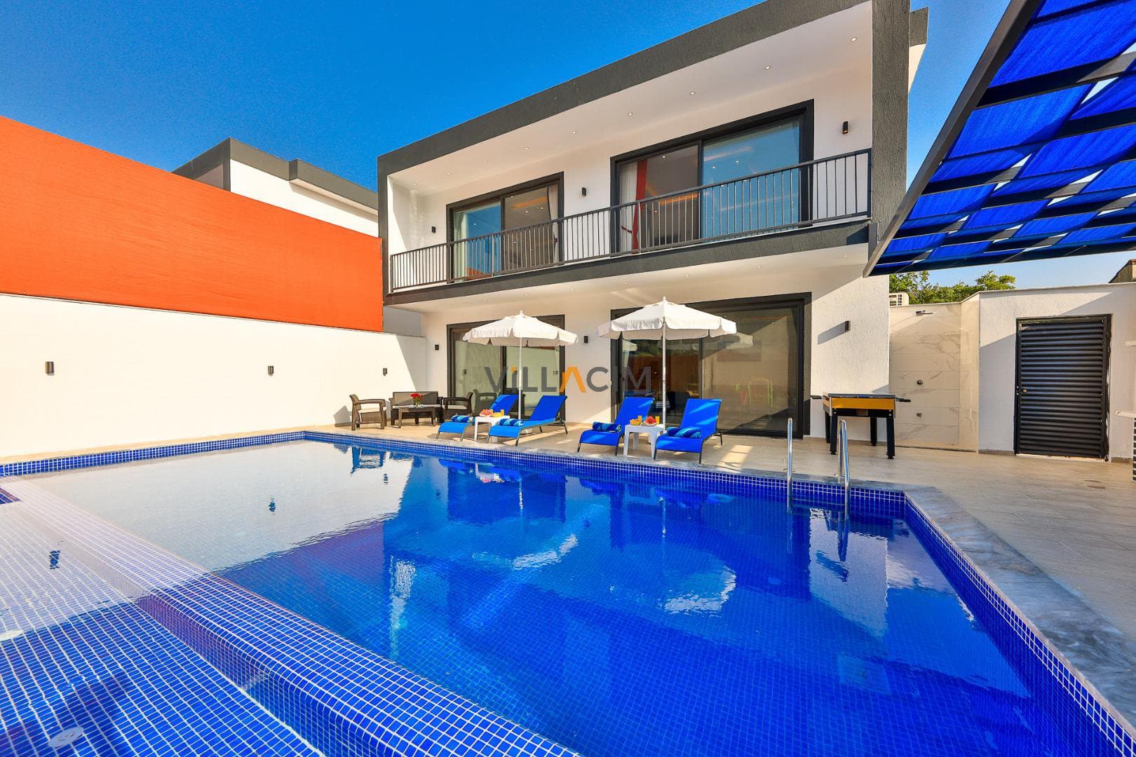 Villa White Castle