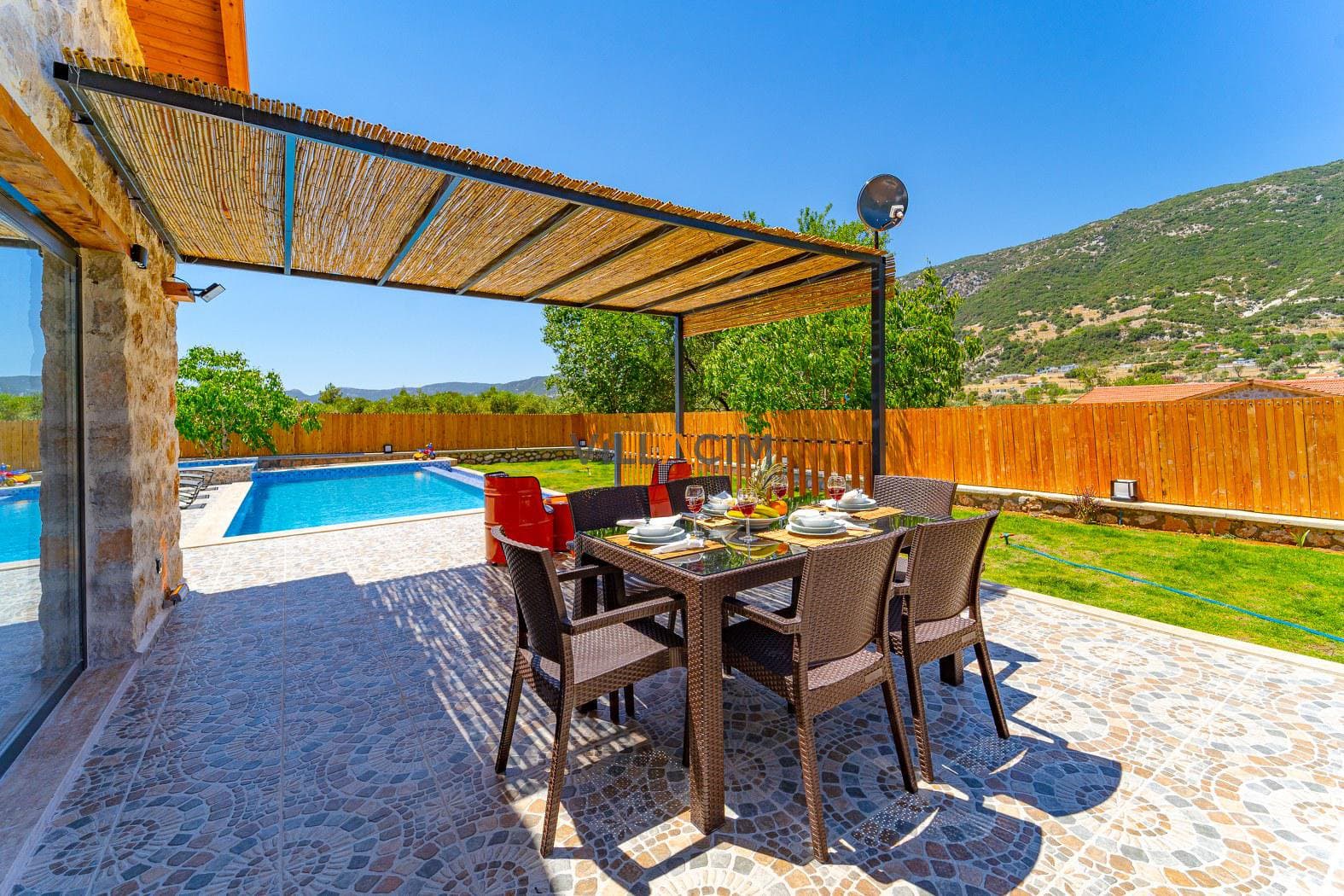 Villa Ceviz