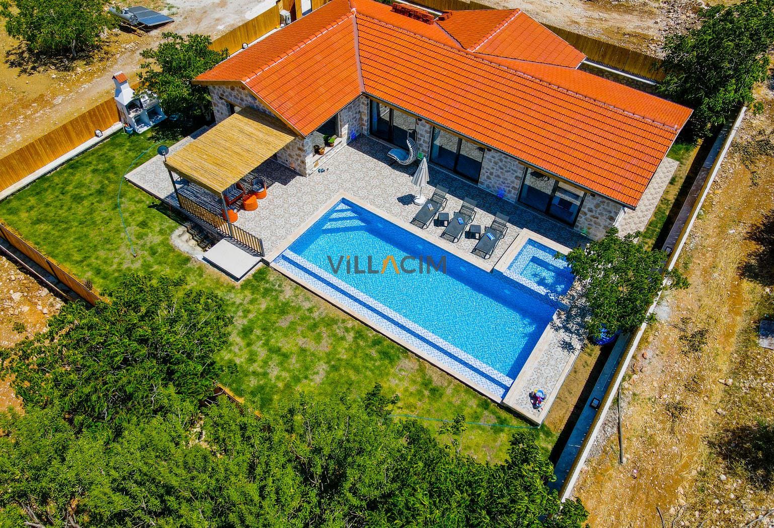 Villa Ceviz
