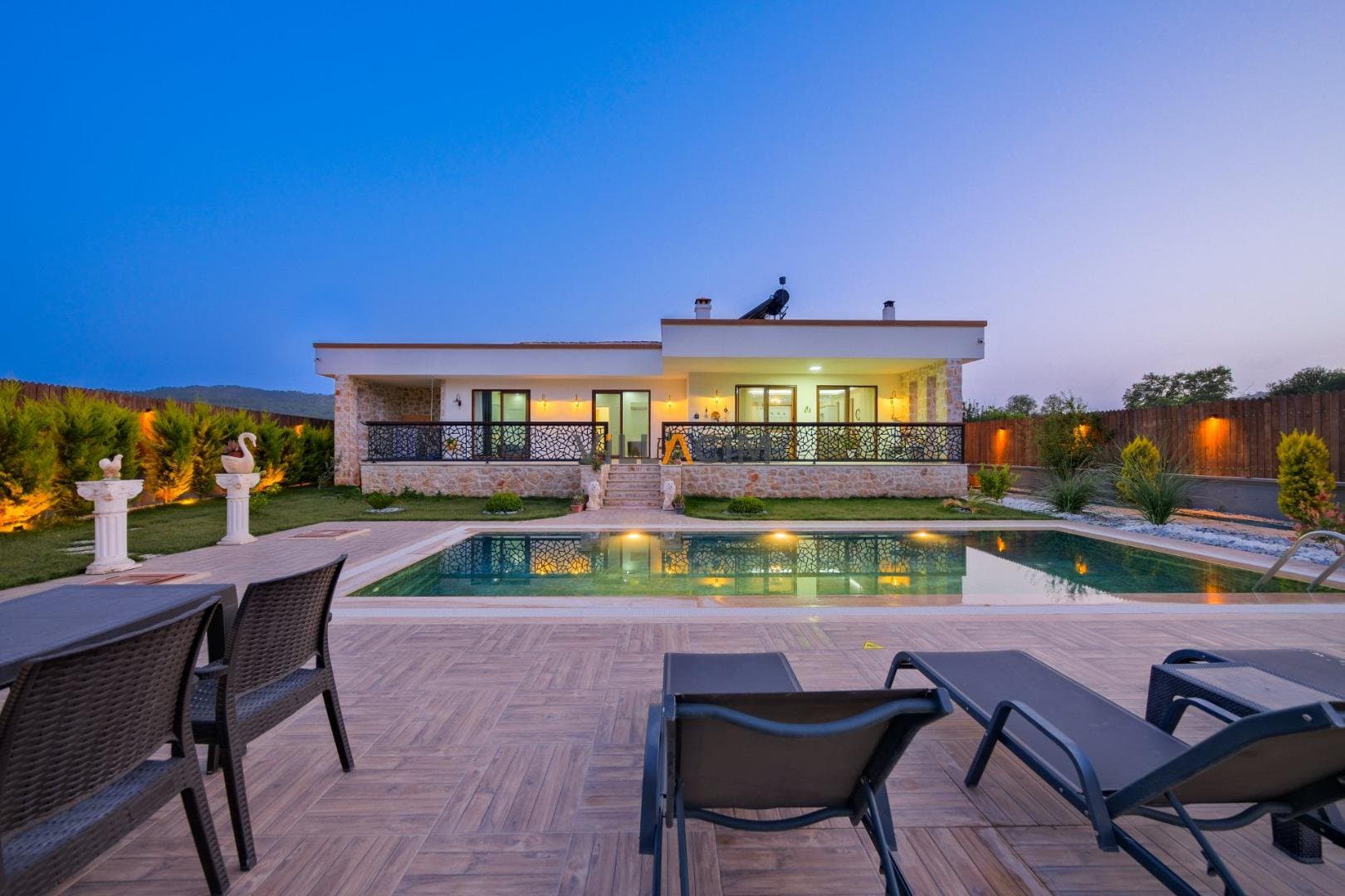 Villa Alya