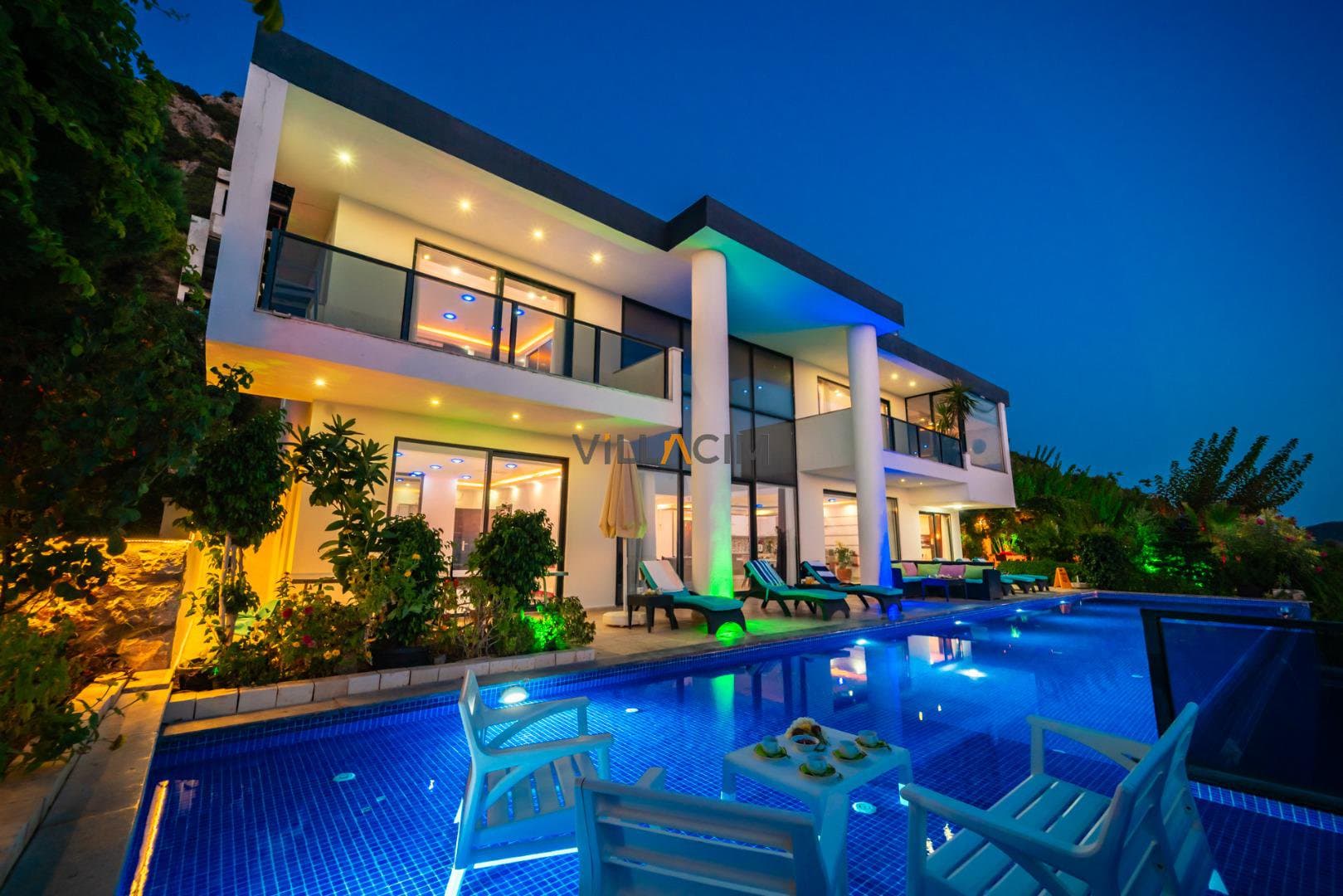 Villa Hyperion