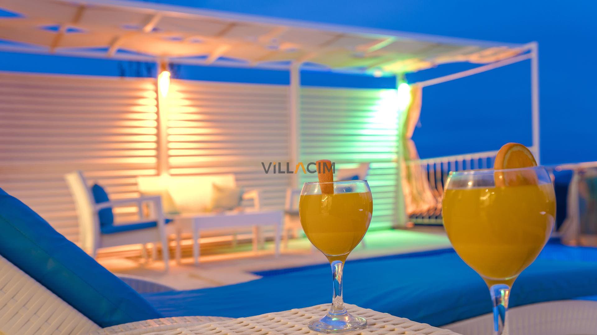 Villa Mono