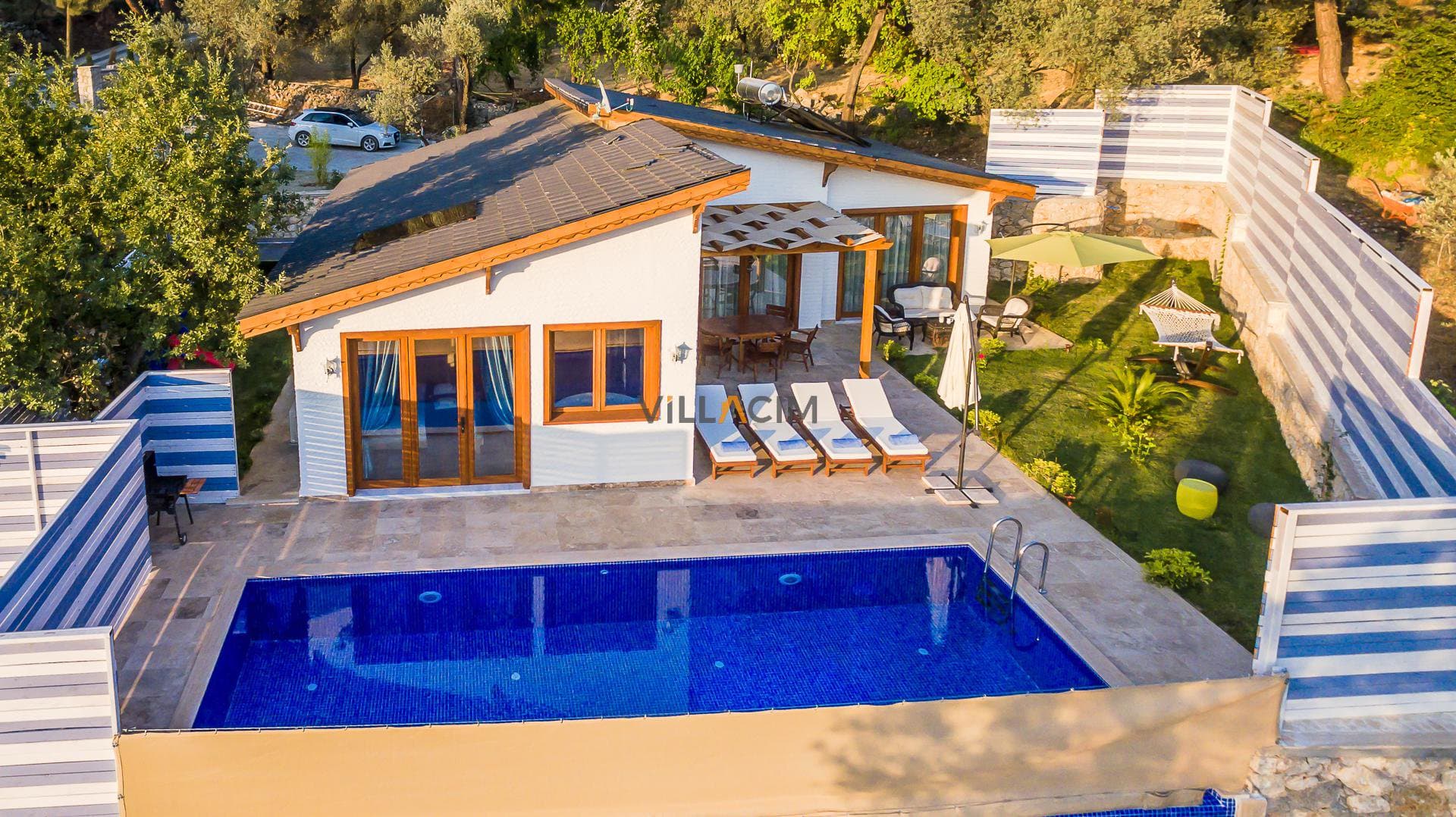 Villa Arguvan 1