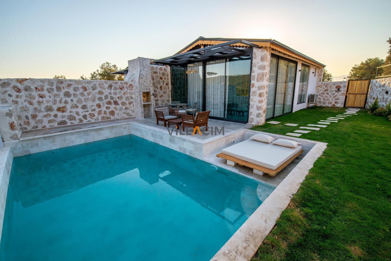 Villa Emerald