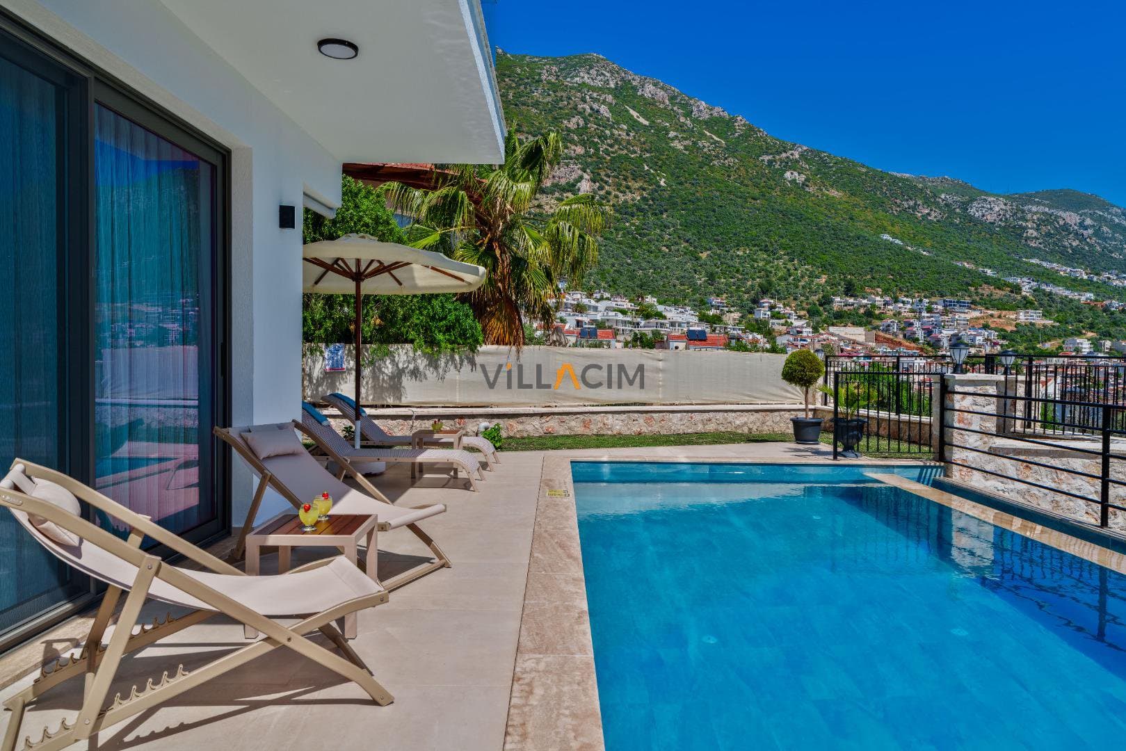 Villa Lorena