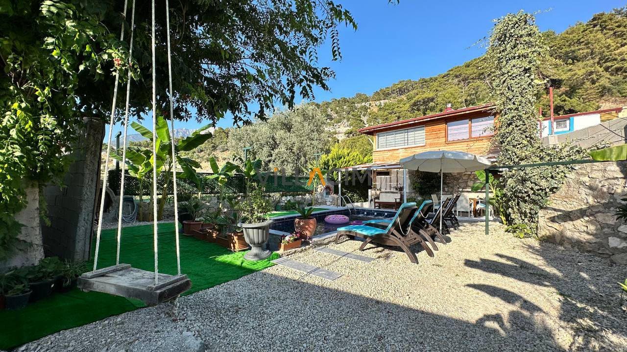 Villa Redkit