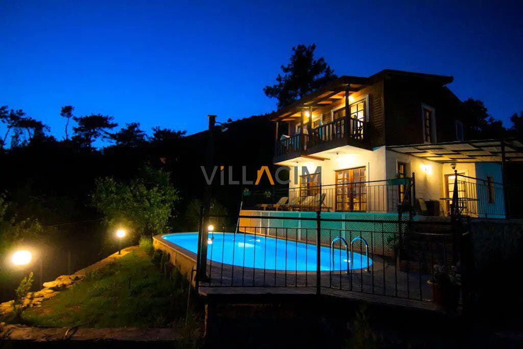 Villa Sefir