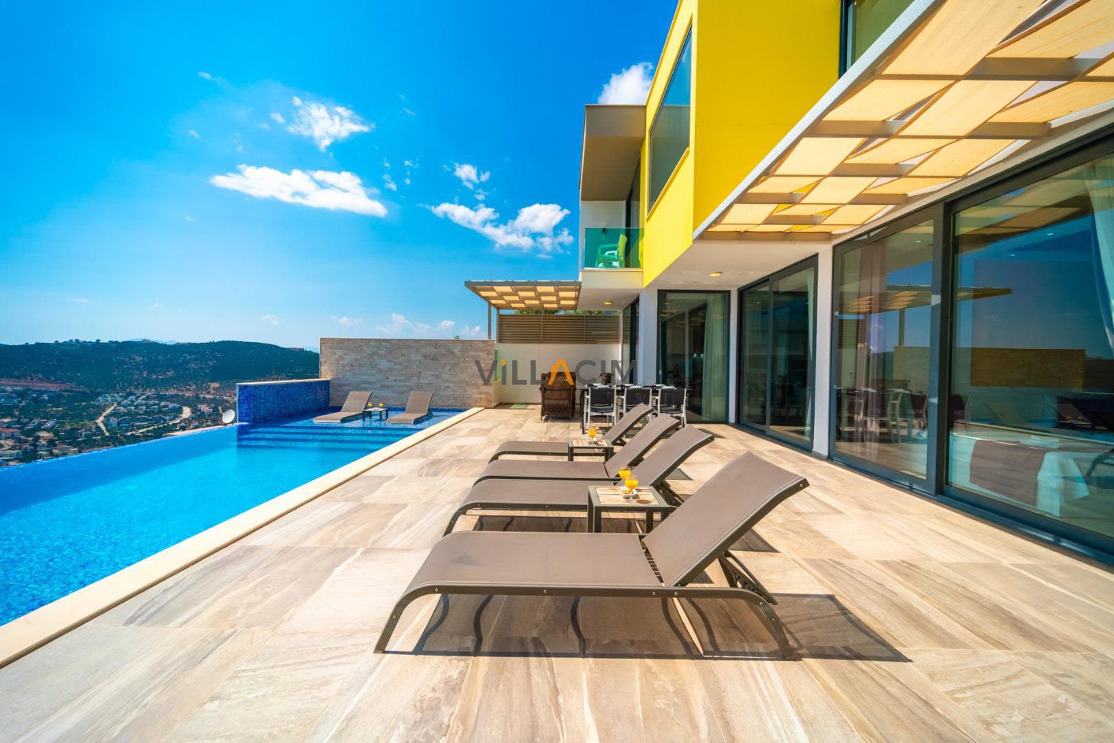 Villa Retro