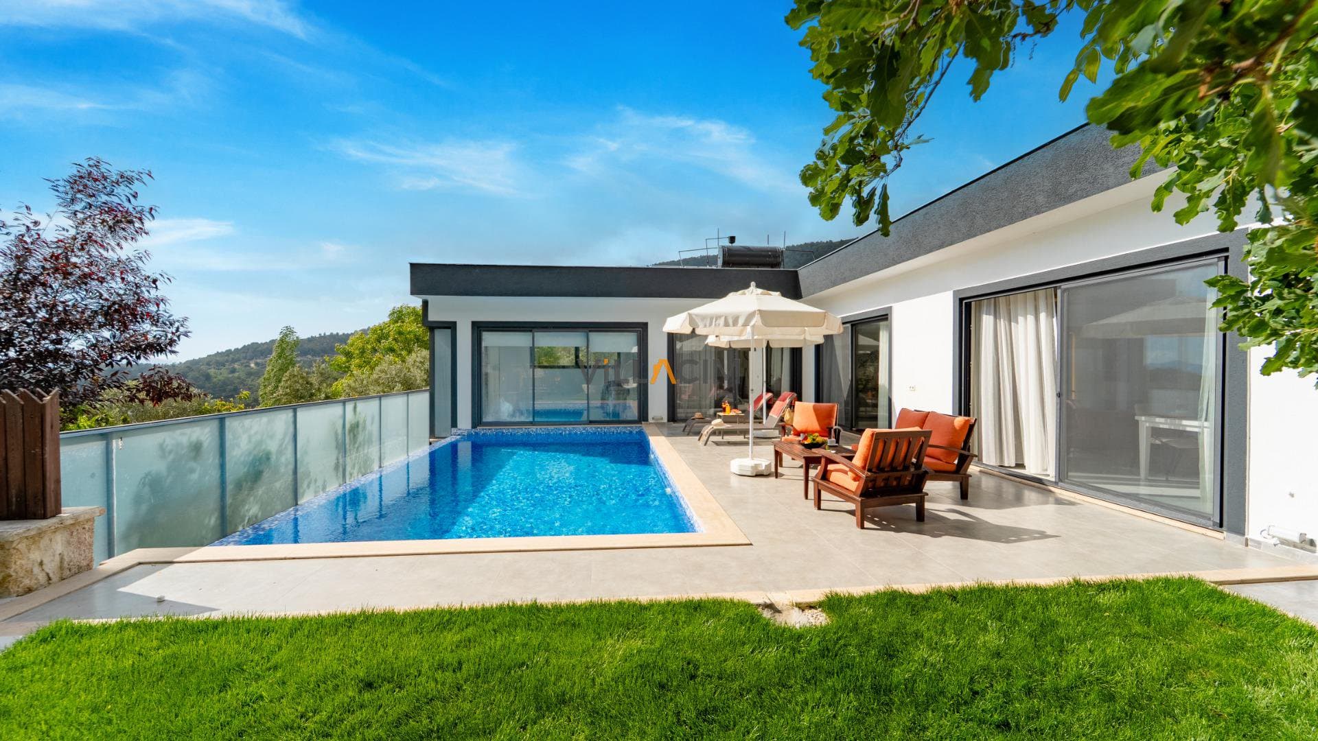 Villa Aqua