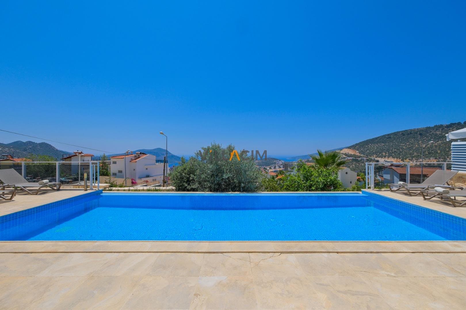 Villa Lumi 2