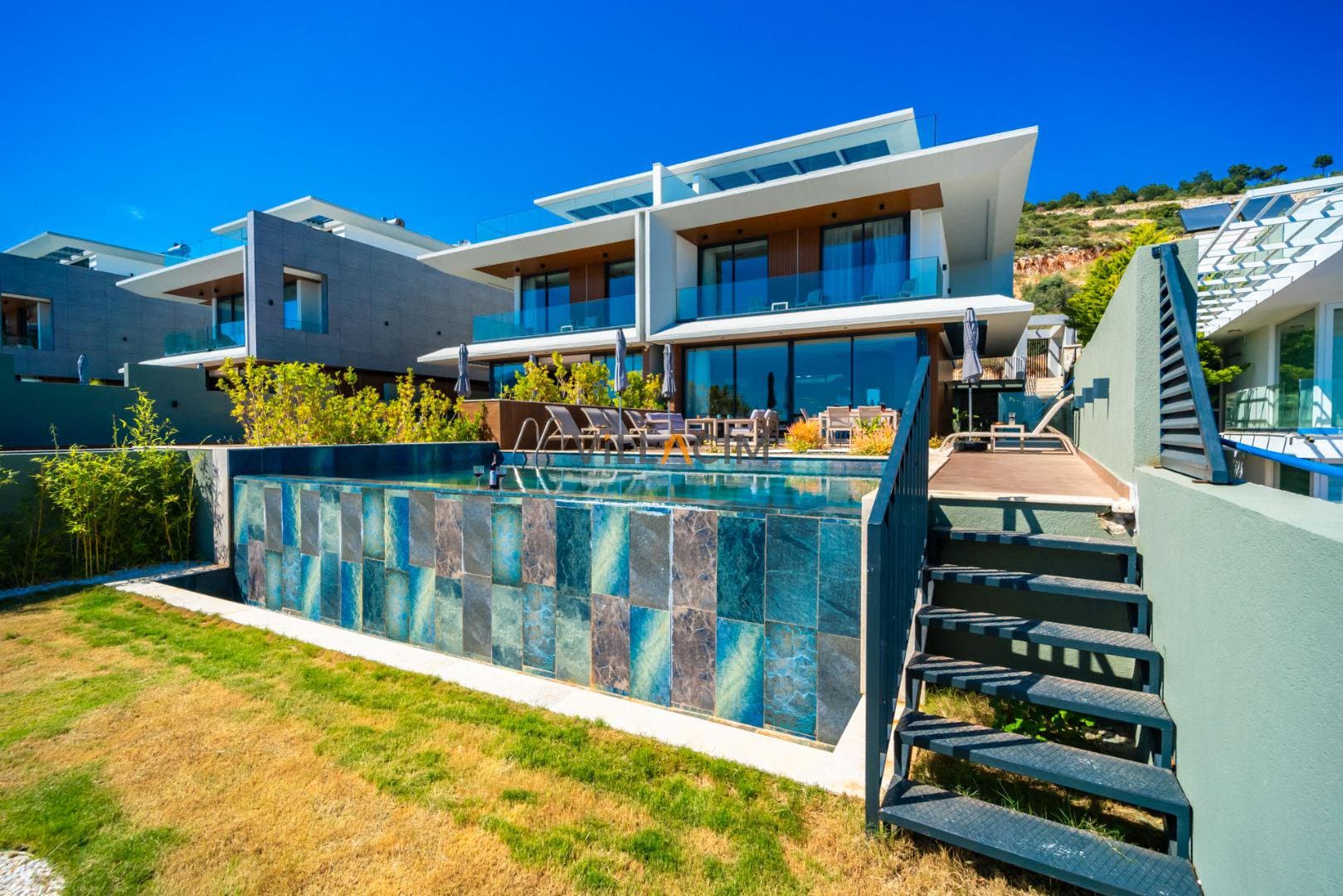 Villa Aura C