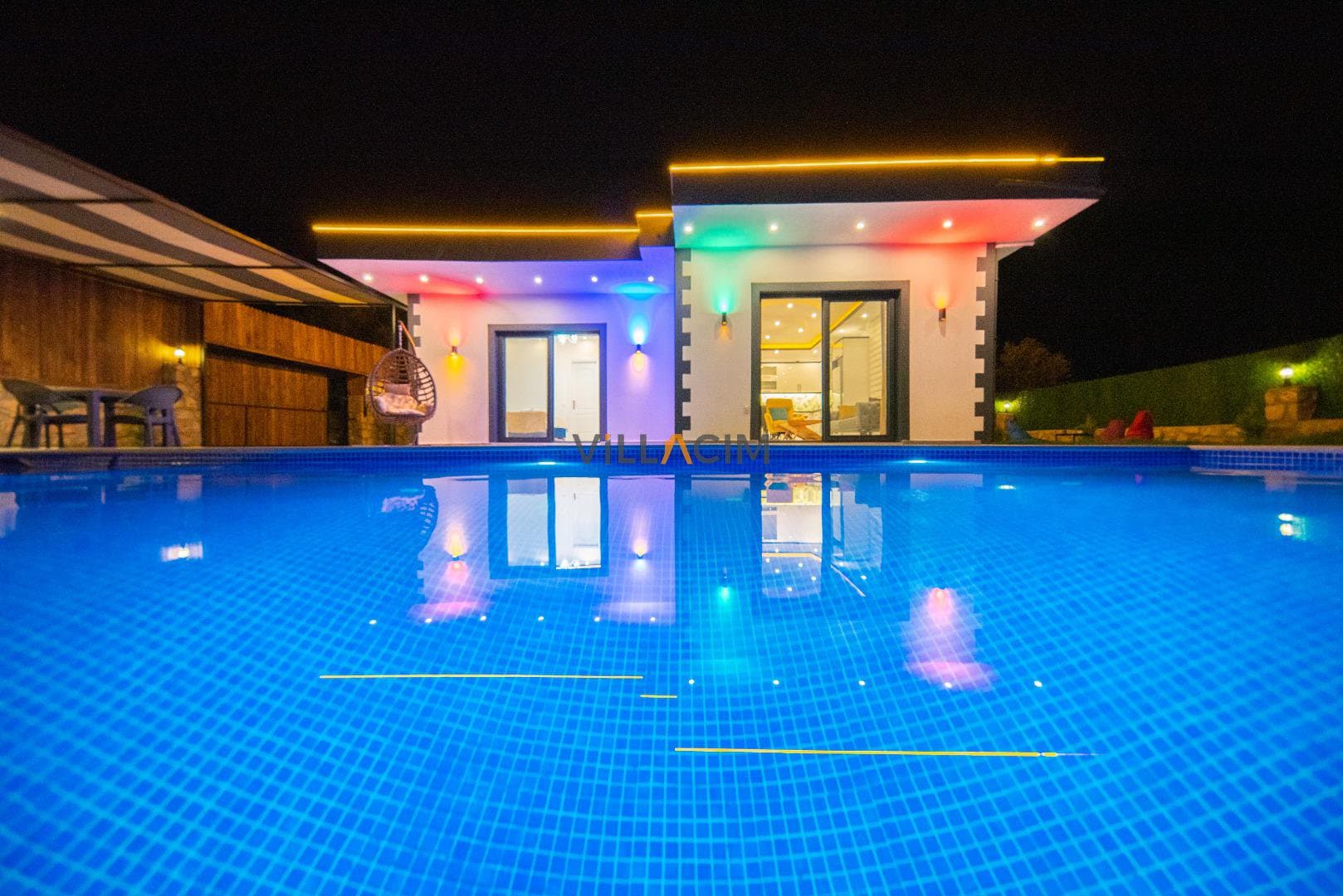 Villa İroni