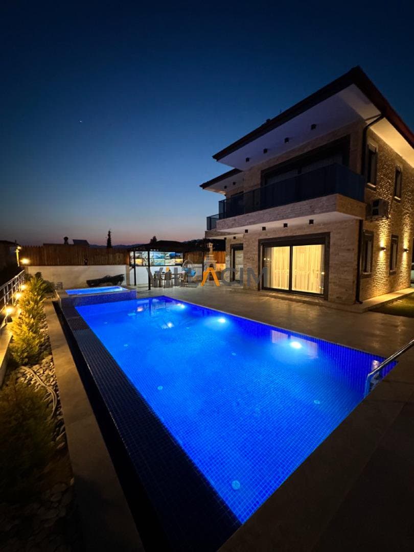 Villa Letisya
