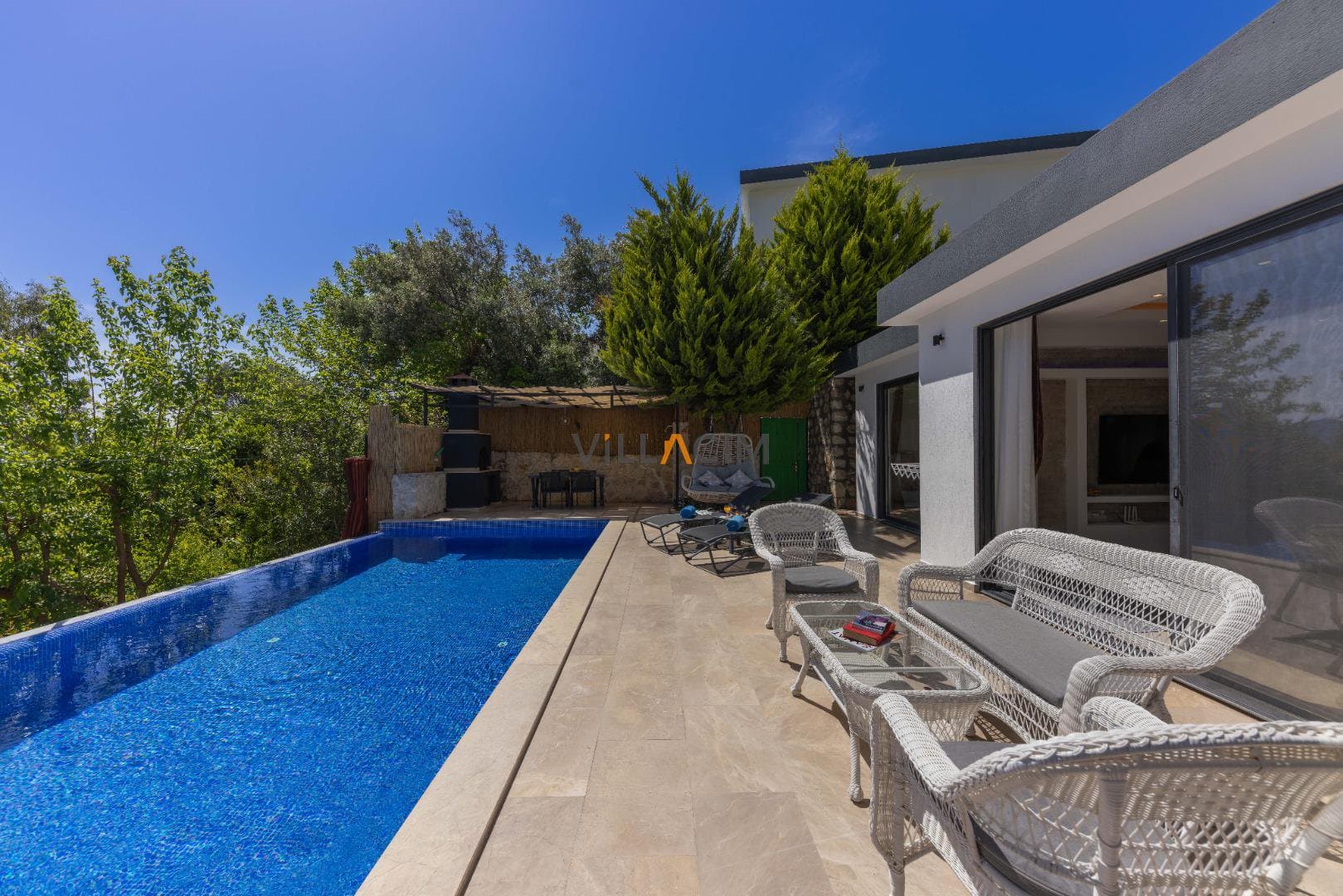 Villa Suvari Duo