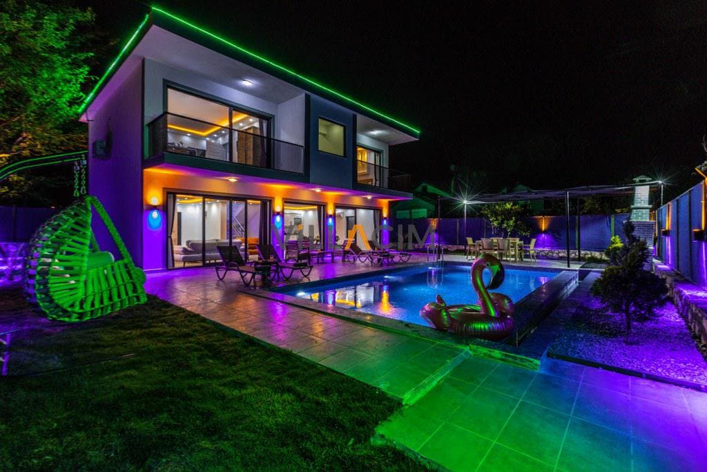 Villa Summer