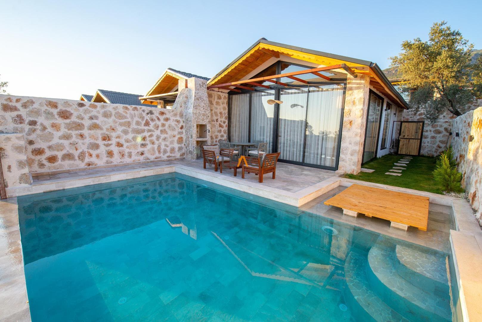 Villa Renk Hardal