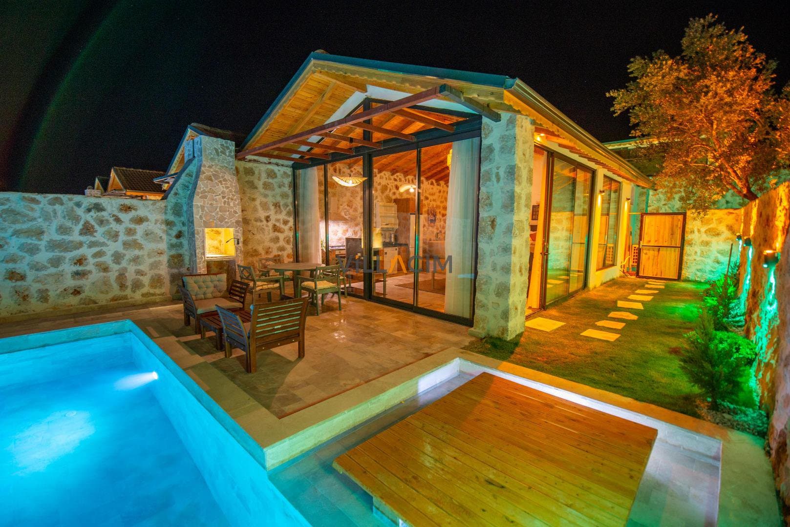 Villa Renk Hardal