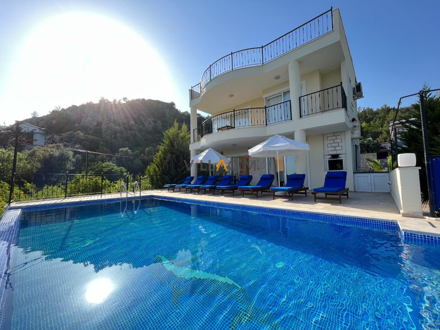 Villa Geneiveve 111