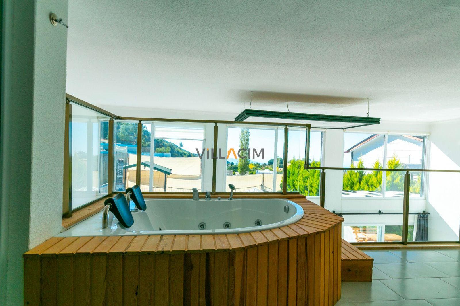 Villa Saray