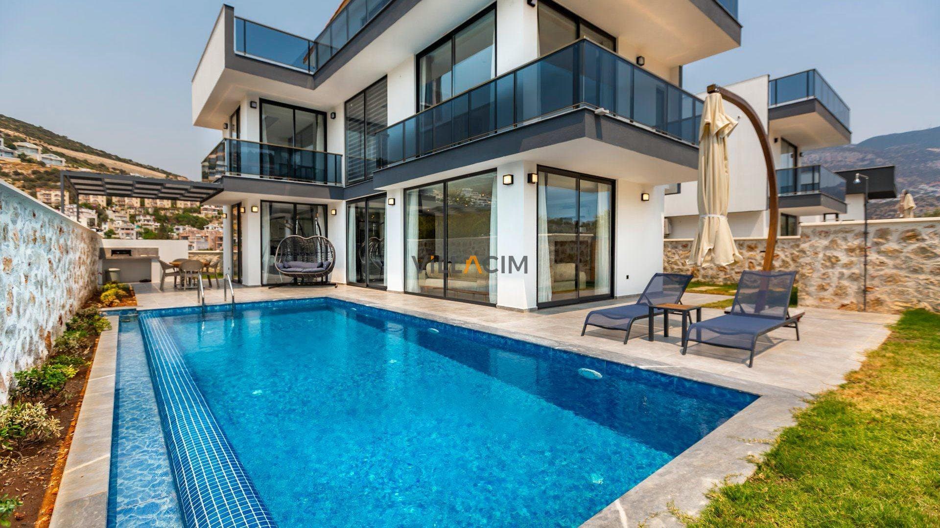 Villa Calix 2