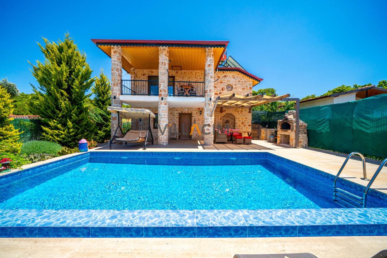 Villa Alizade