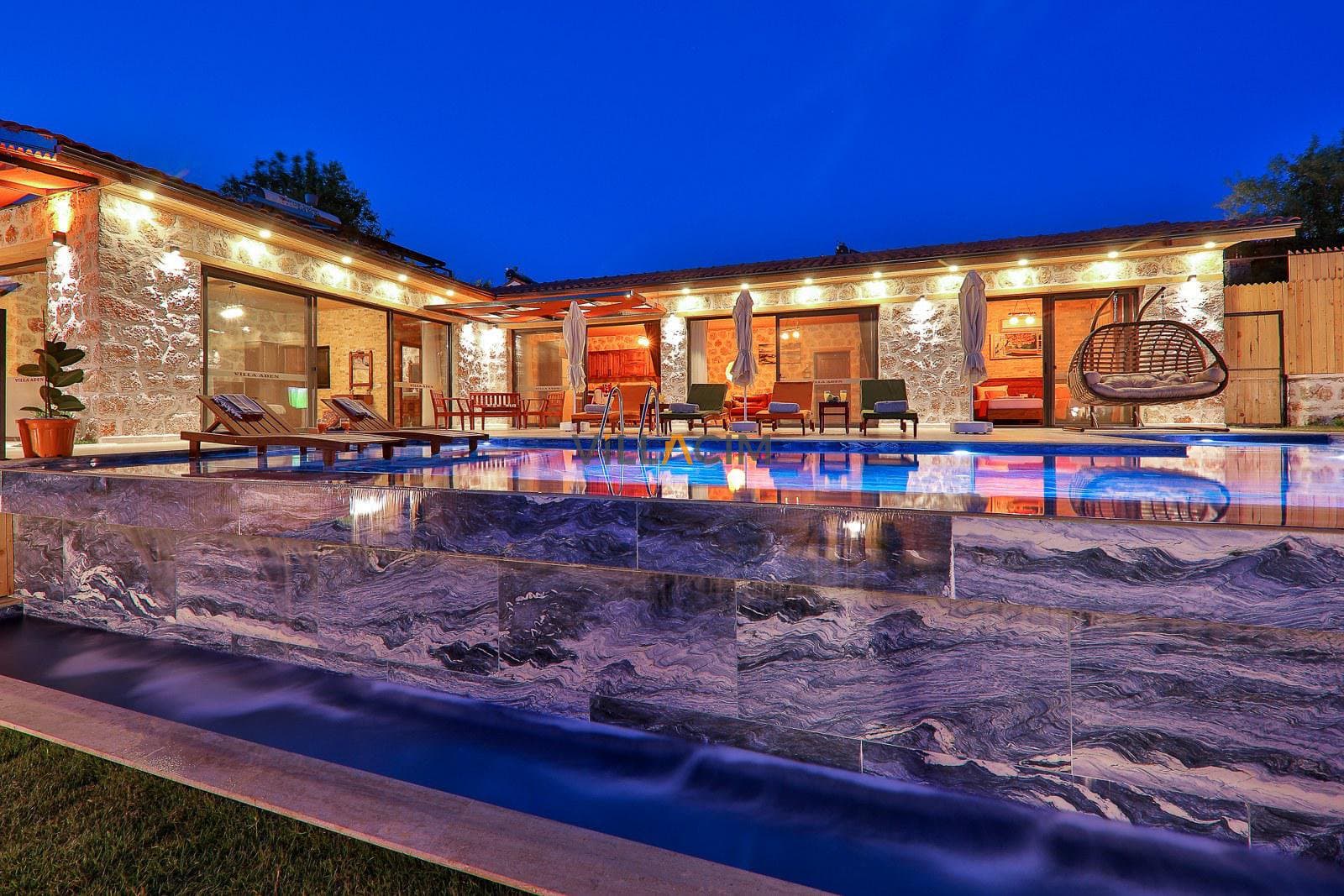 Villa Nidia