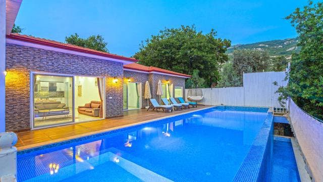 Villa Peri Evi