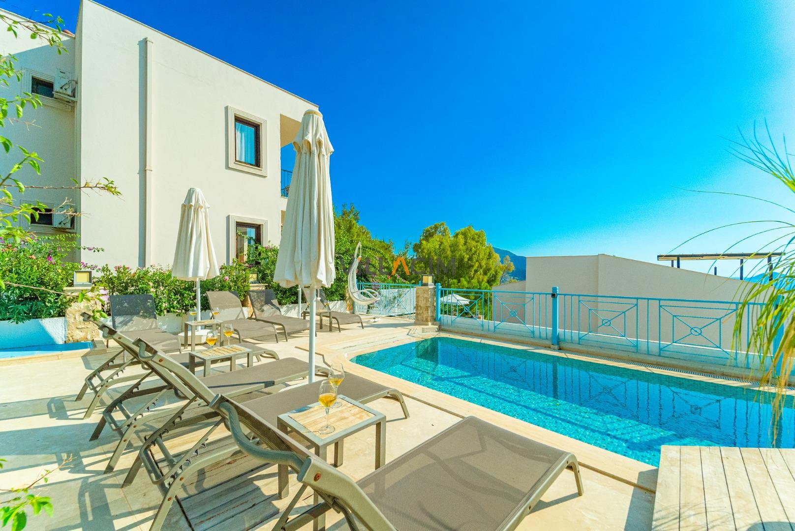 Villa Olivia Dere
