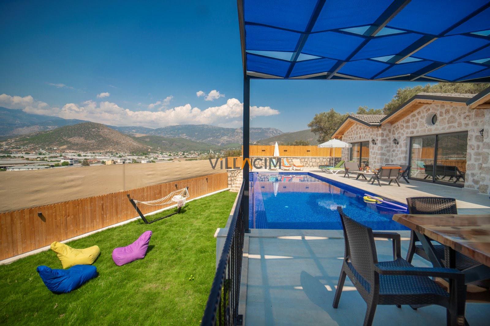 Villa Stone House