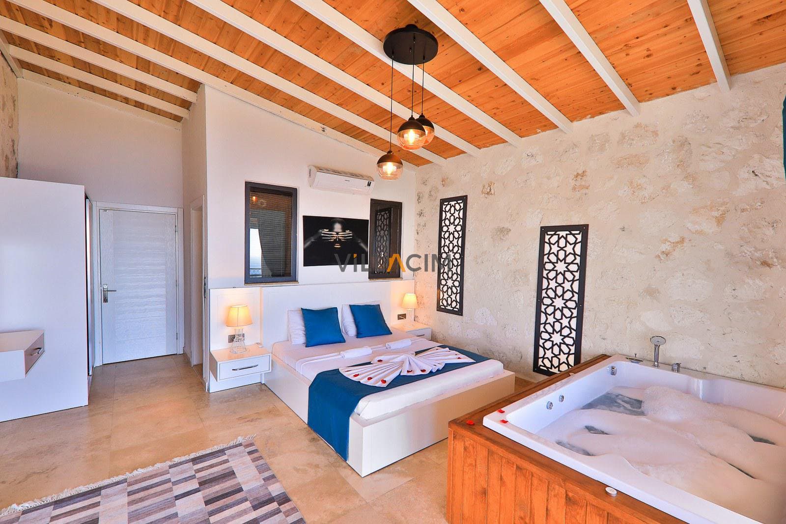 Villa Alaca