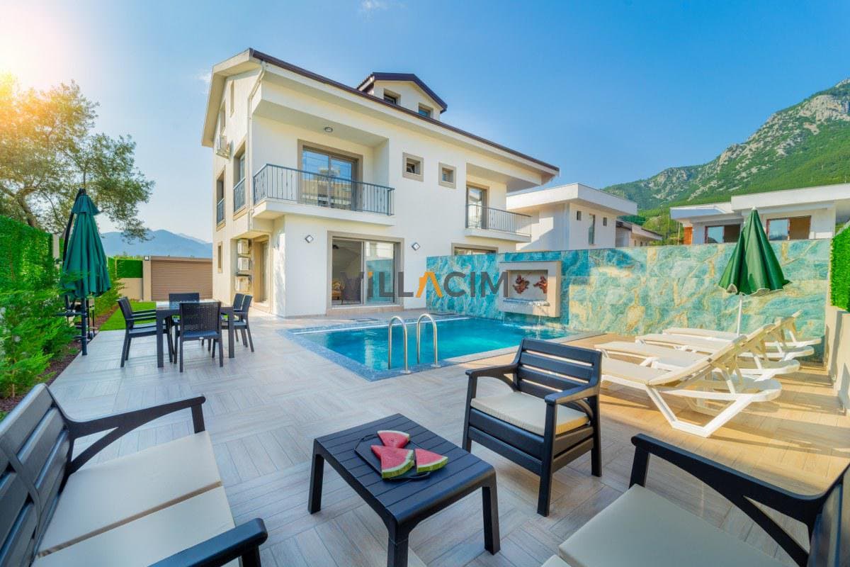 Villa Rain