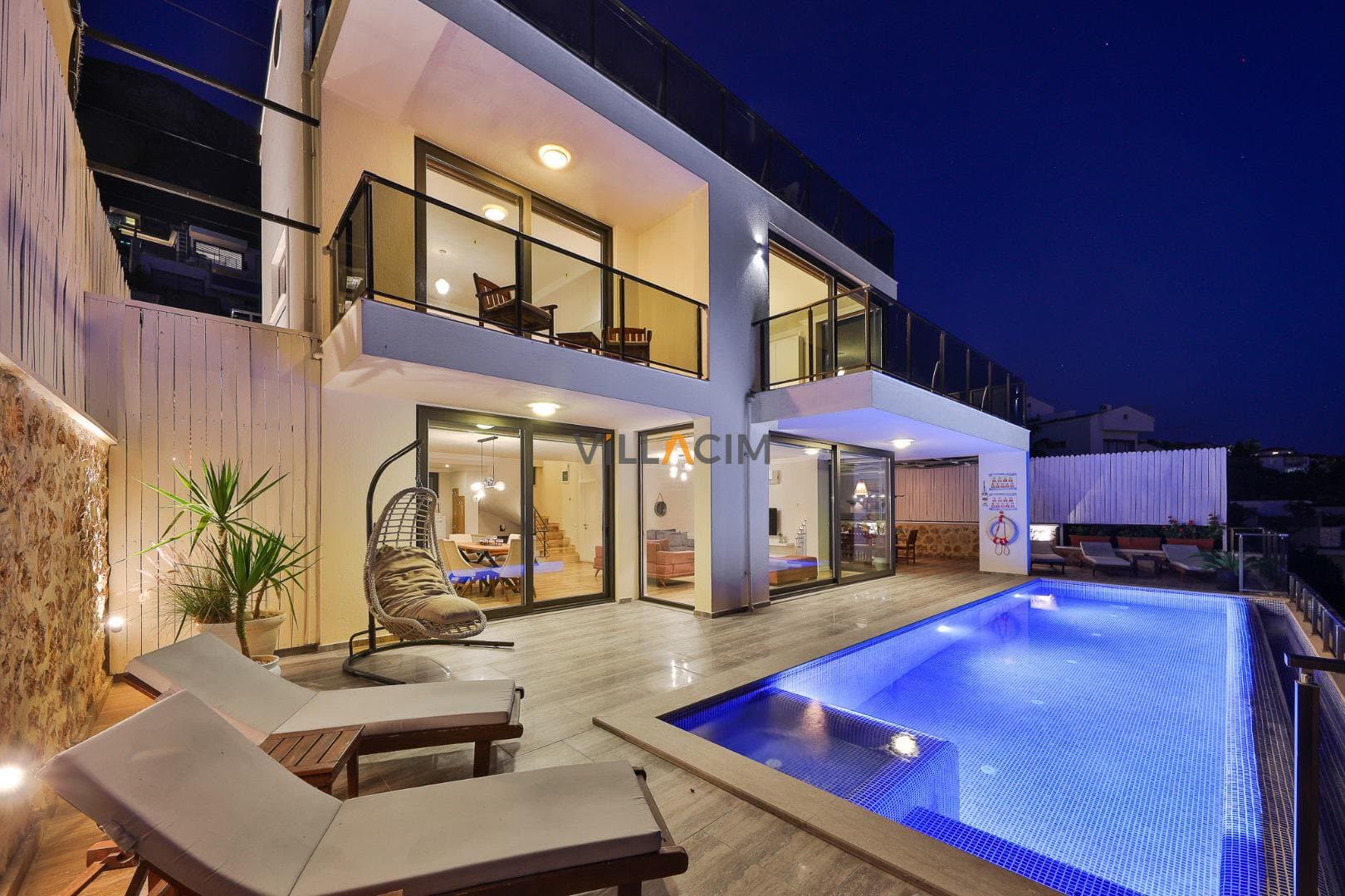 Villa Akasyam